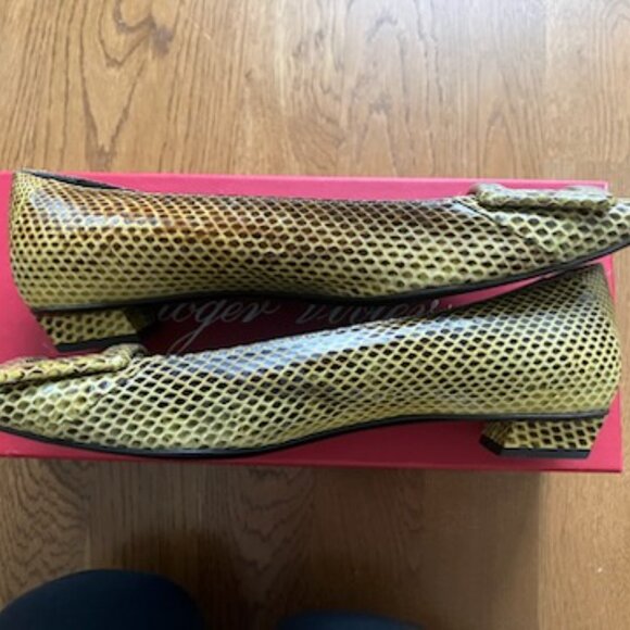 Roger Vivier "Belle Vivier" Ballerina - Picture 2 of 7